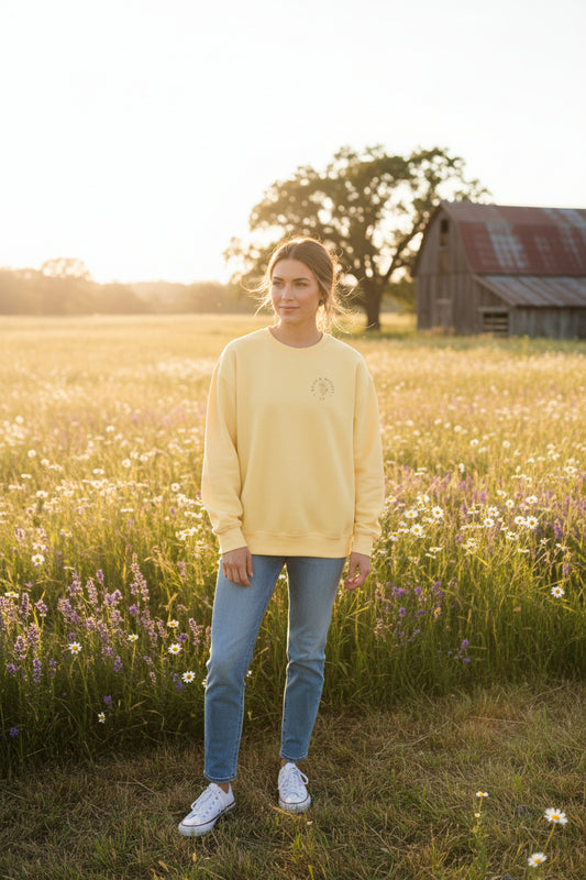 Dust & Daisies Co. Crewneck